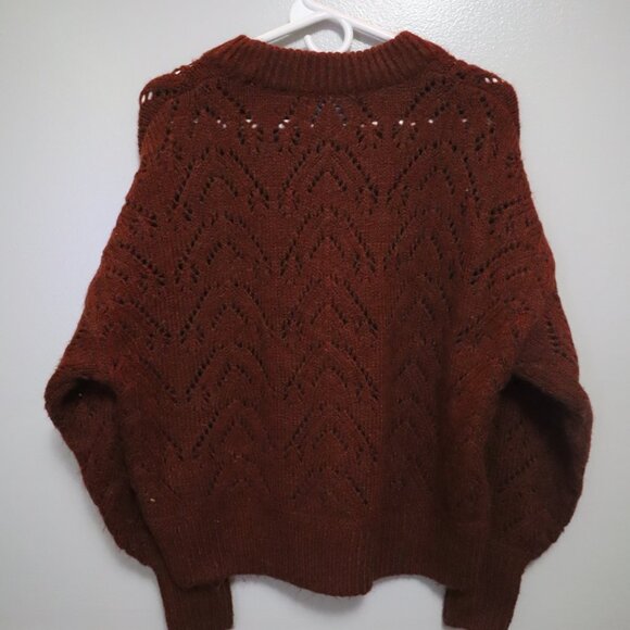 Women's Old Navy Cozy Pointelle-Knit Crew-Neck Sweater - Picture 5 of 5